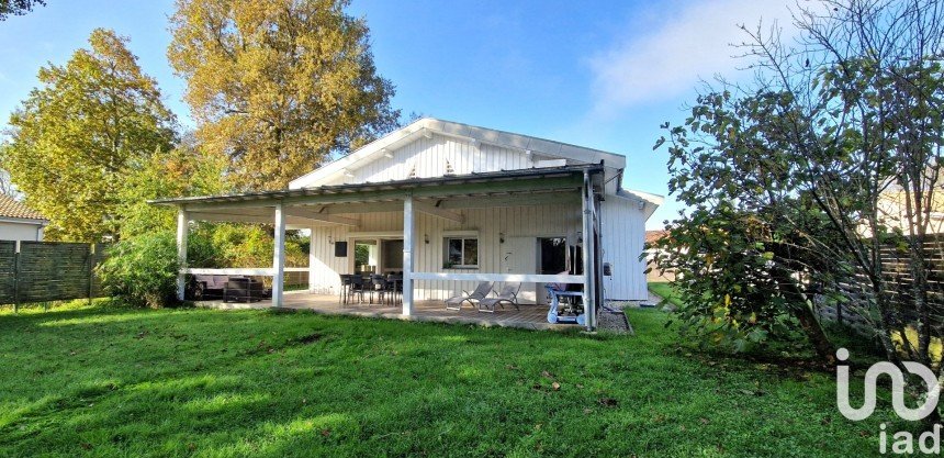 House 6 rooms of 180 m² in Le Pian-Médoc (33290)