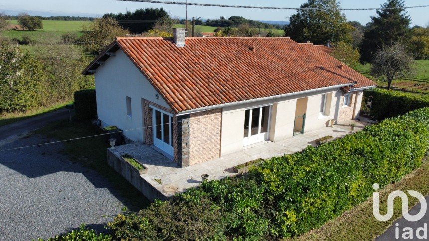 House 6 rooms of 125 m² in Chazelles (16380)