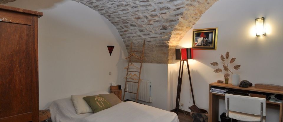 Maison 5 pièces de 140 m² à Caveirac (30820)