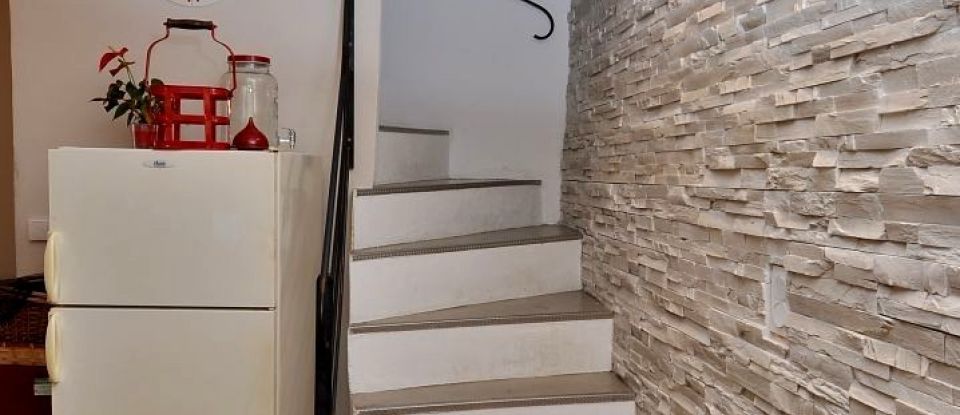 Maison 5 pièces de 140 m² à Caveirac (30820)