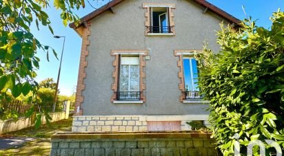 House 5 rooms of 95 m² in Sury-près-Léré (18240)