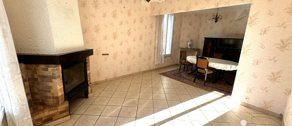 House 5 rooms of 95 m² in Sury-près-Léré (18240)