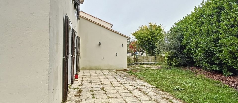 Town house 5 rooms of 101 m² in Floirac (33270)