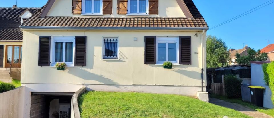 House 6 rooms of 130 m² in Bully-les-Mines (62160)