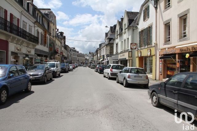 Retail property of 173 m² in Carhaix-Plouguer (29270)