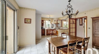 Maison traditionnelle 7 pièces de 155 m² à Montélimar (26200)