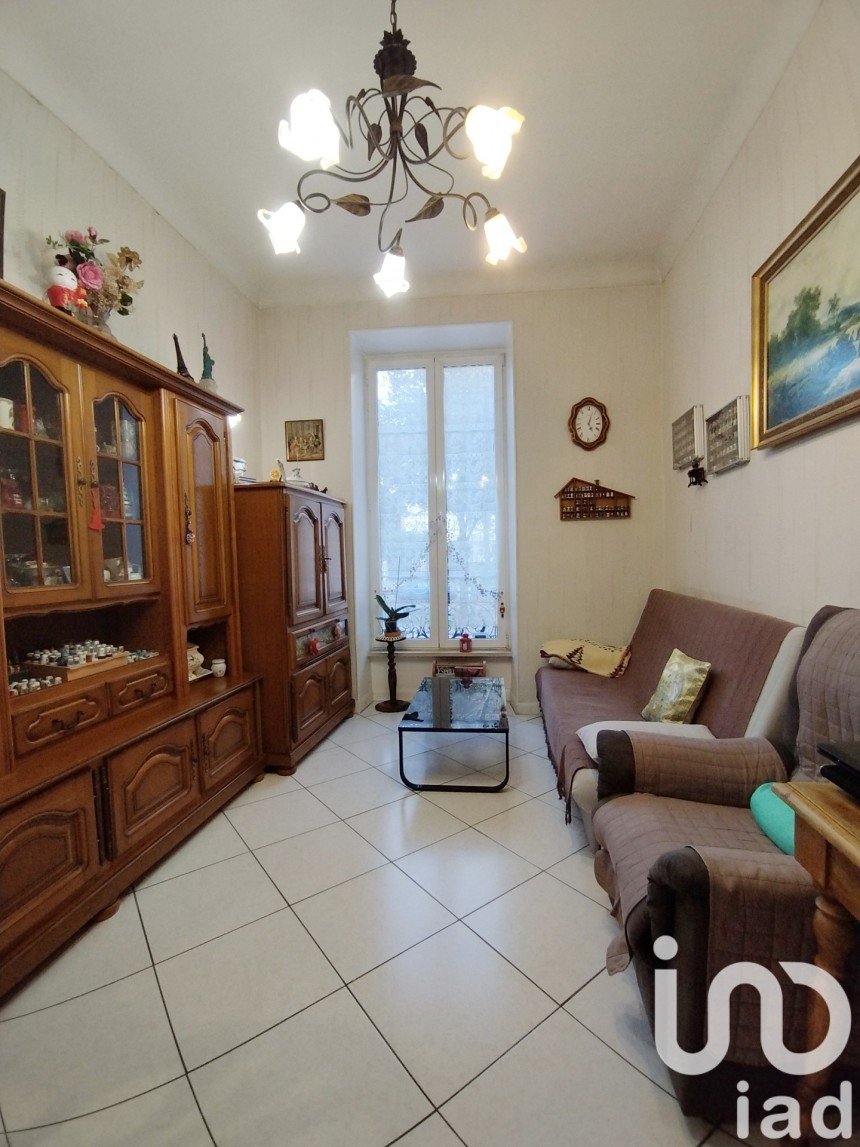 Apartment 2 rooms of 37 m² in Nice (06000)