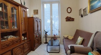 Apartment 2 rooms of 37 m² in Nice (06000)