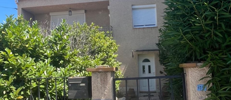 Maison traditionnelle 9 pièces de 209 m² à Agde (34300)