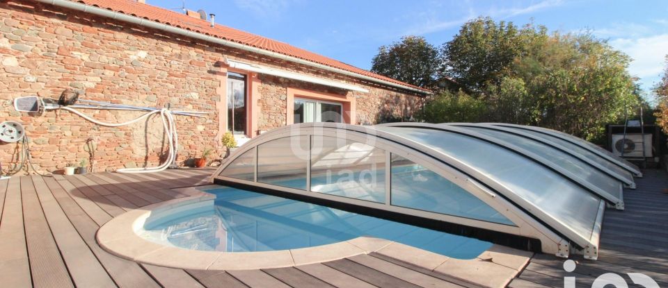 Maison 12 pièces de 295 m² à Montlaur (12400)