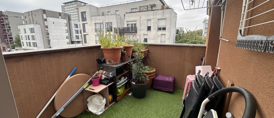 Duplex 5 rooms of 100 m² in Orly (94310)