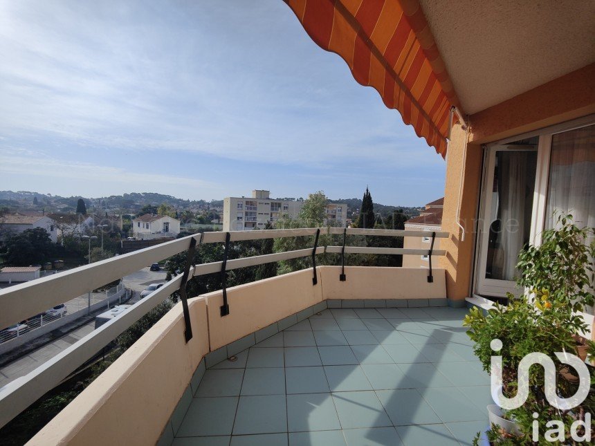 Appartement 3 pièces de 64 m² à Toulon (83100)