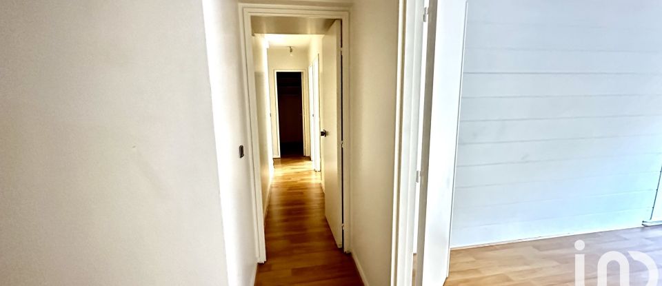 Apartment 3 rooms of 72 m² in Courbevoie (92400)