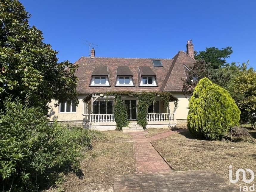 Maison 7 pièces de 231 m² à Chaumont-en-Vexin (60240)