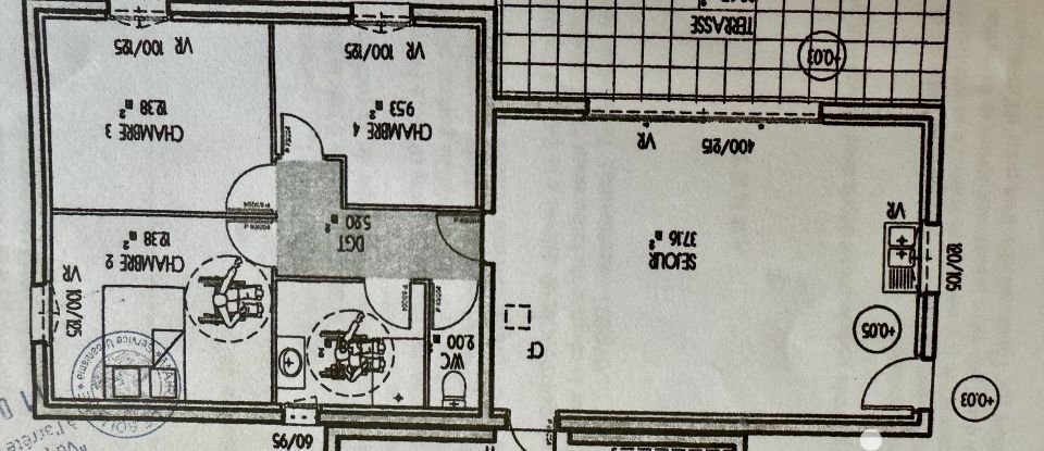 Maison 4 pièces de 84 m² à Bollène (84500)