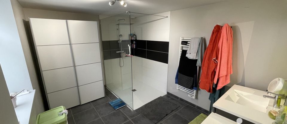 Longère 7 pièces de 191 m² à Saint-Junien (87200)