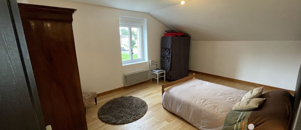 Longère 7 pièces de 191 m² à Saint-Junien (87200)