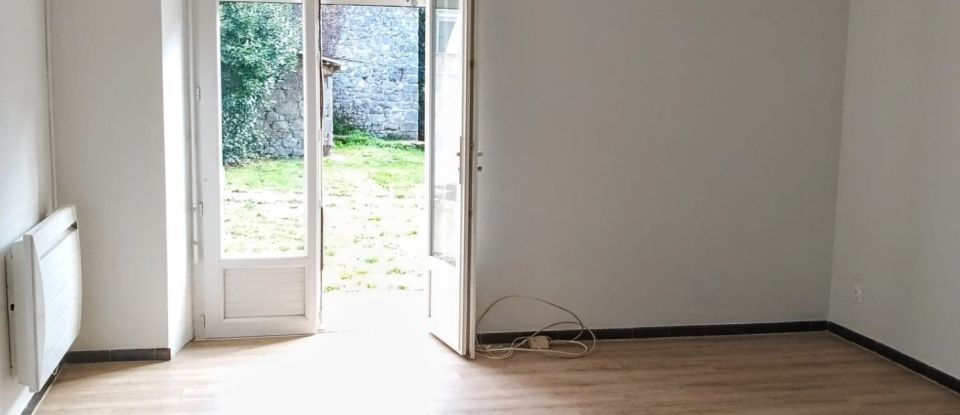 Maison 7 pièces de 151 m² à Bellevigny (85170)