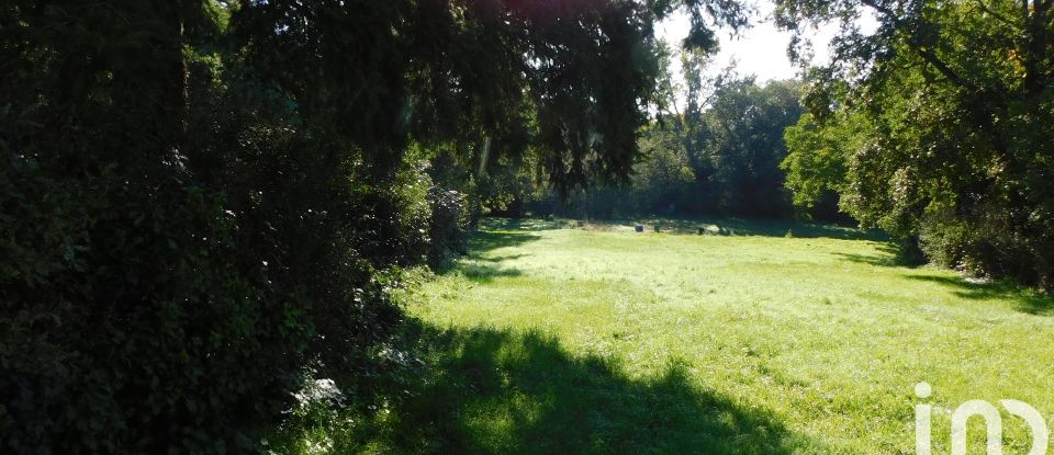 Terrain Loisirs de 5 341 m² à Montluçon (03100)