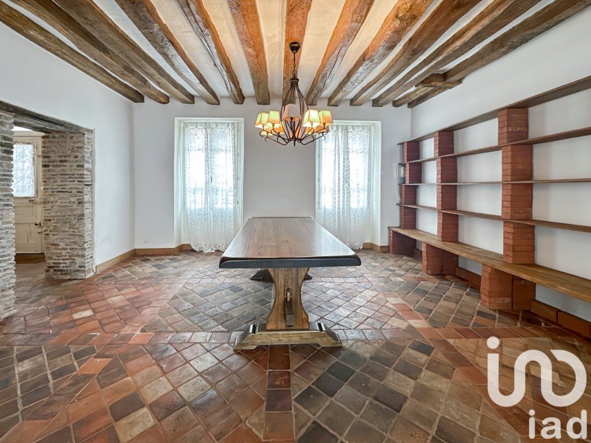 Maison de ville 7 pièces de 177 m² à Château-Renard (45220)