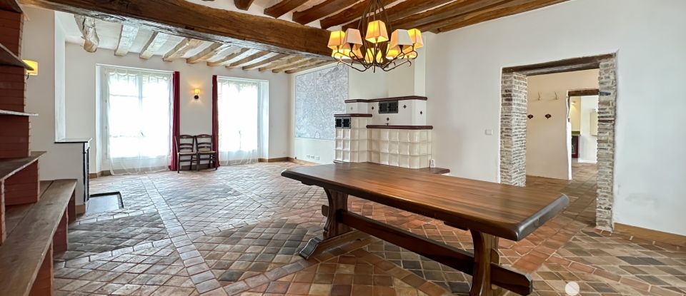 Maison de ville 7 pièces de 177 m² à Château-Renard (45220)