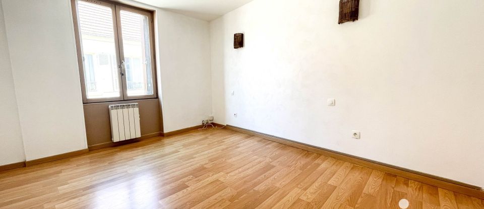 Appartement 3 pièces de 59 m² à Marines (95640)