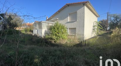 House 4 rooms of 97 m² in Chasseneuil-du-Poitou (86360)