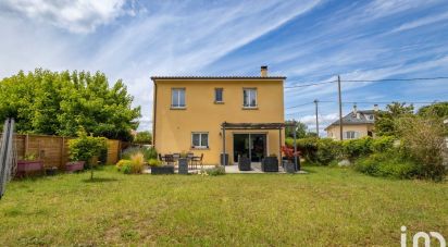 House 5 rooms of 101 m² in Saint-Médard-d'Eyrans (33650)