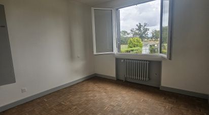 Maison de village 7 pièces de 180 m² à Bessay-sur-Allier (03340)