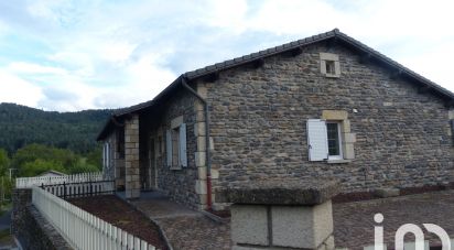 Maison 4 pièces de 135 m² à Saint-Pierre-Eynac (43260)