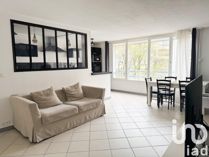 Appartement 5 pièces de 93 m² à Éragny (95610)