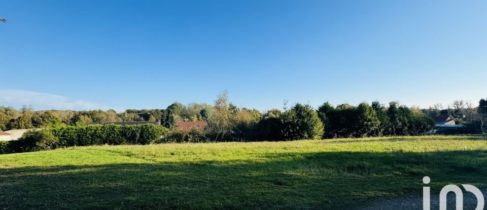 Terrain de 843 m² à Hermeray (78125)