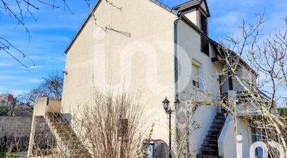 Traditional house 5 rooms of 136 m² in Montluçon (03100)