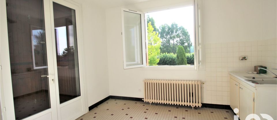 Traditional house 5 rooms of 147 m² in Bergerac (24100)