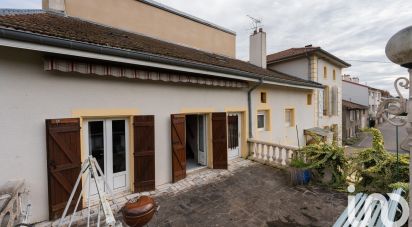 Building in Corny-sur-Moselle (57680) of 220 m²