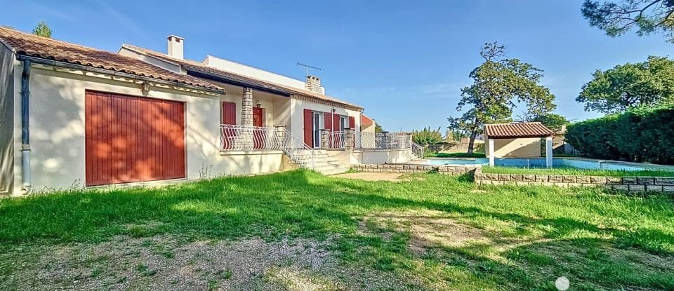 Maison traditionnelle 4 pièces de 120 m² à Caumont-sur-Durance (84510)