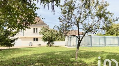 Traditional house 10 rooms of 250 m² in Nazelles-Négron (37530)