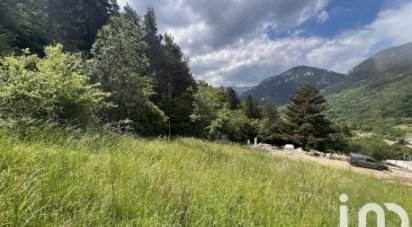 Terrain de 1 237 m² à Saint-Martin-Vésubie (06450)