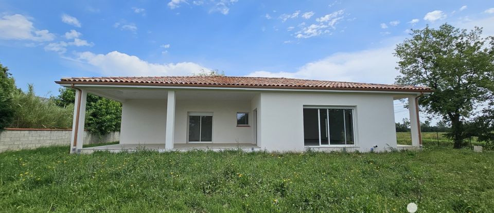 Maison 4 pièces de 118 m² à Castelsarrasin (82100)