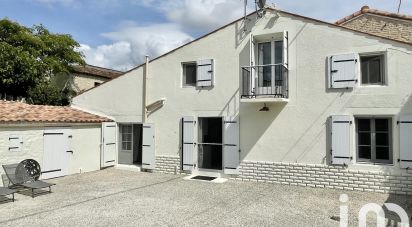 Maison de village 4 pièces de 91 m² à Aulnay (17470)