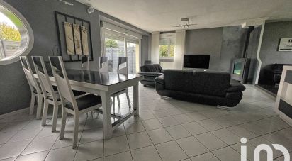 House 6 rooms of 154 m² in Saint-Jacques-sur-Darnétal (76160)