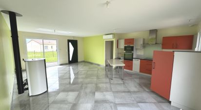 Maison 3 pièces de 75 m² à Châteauponsac (87290)