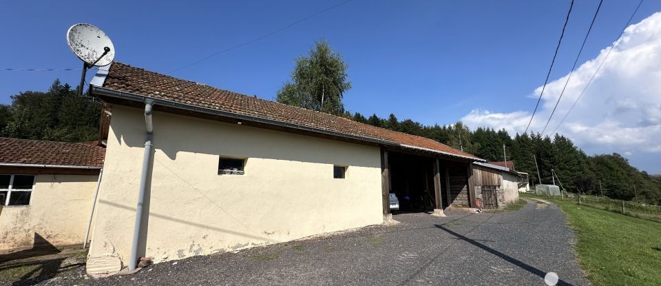 Farm 4 rooms of 110 m² in Barbey-Seroux (88640)