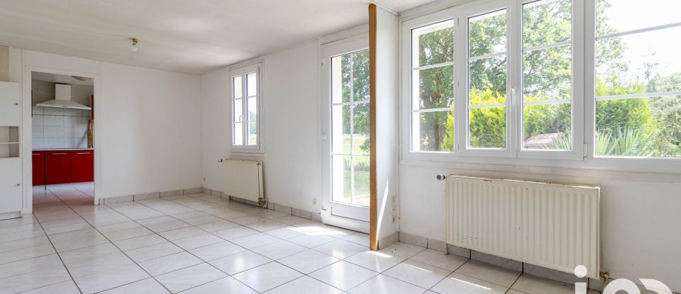 Traditional house 4 rooms of 66 m² in La Neuve-Lyre (27330)