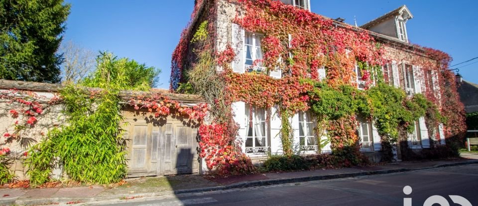 Village house 8 rooms of 280 m² in Larchant (77760)