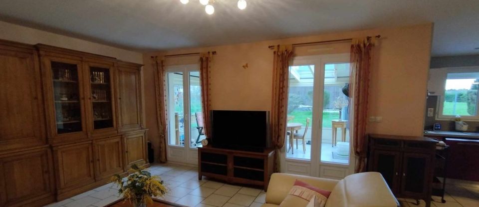 House 4 rooms of 80 m² in Bergerac (24100)