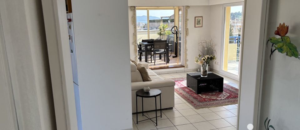 Apartment 3 rooms of 69 m² in Cavalaire-sur-Mer (83240)