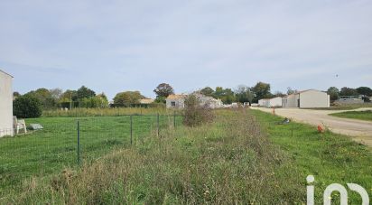 Land of 1,007 m² in Corme-Écluse (17600)