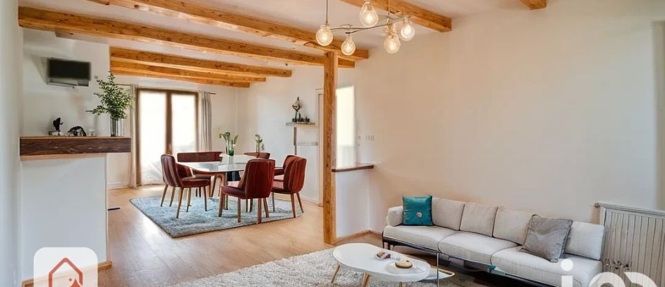 Maison 5 pièces de 90 m² à Régusse (83630)