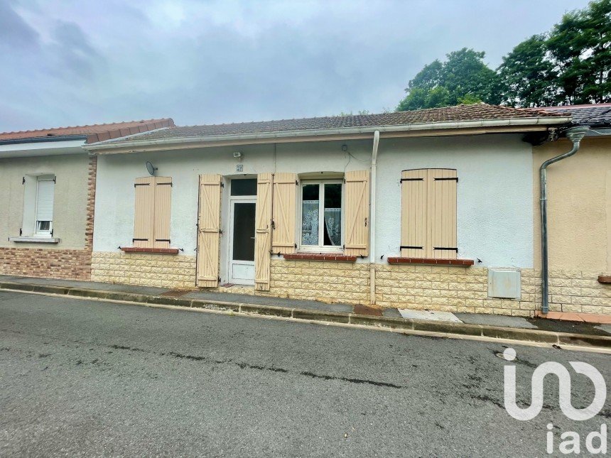 Town house 3 rooms of 67 m² in Charleville-Mézières (08000)